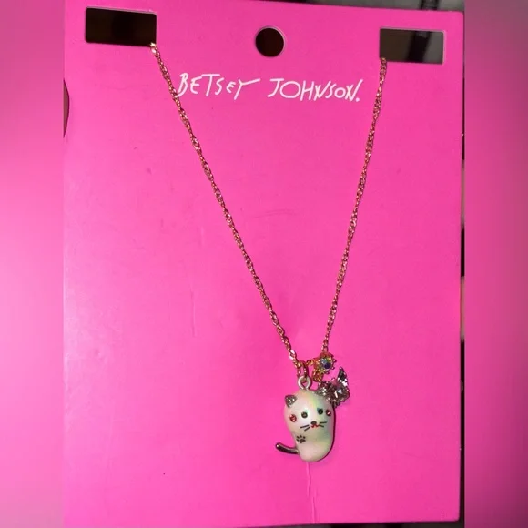 BETSEY JOHNSON SET Pearl Critters Cat Kitten Necklace & Mismatched Earrings NWT